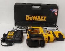 (N91366-1) DeWalt DCGG571 Grease Applicator