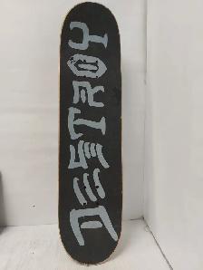 (N91304-1) Anti-hero skateboard