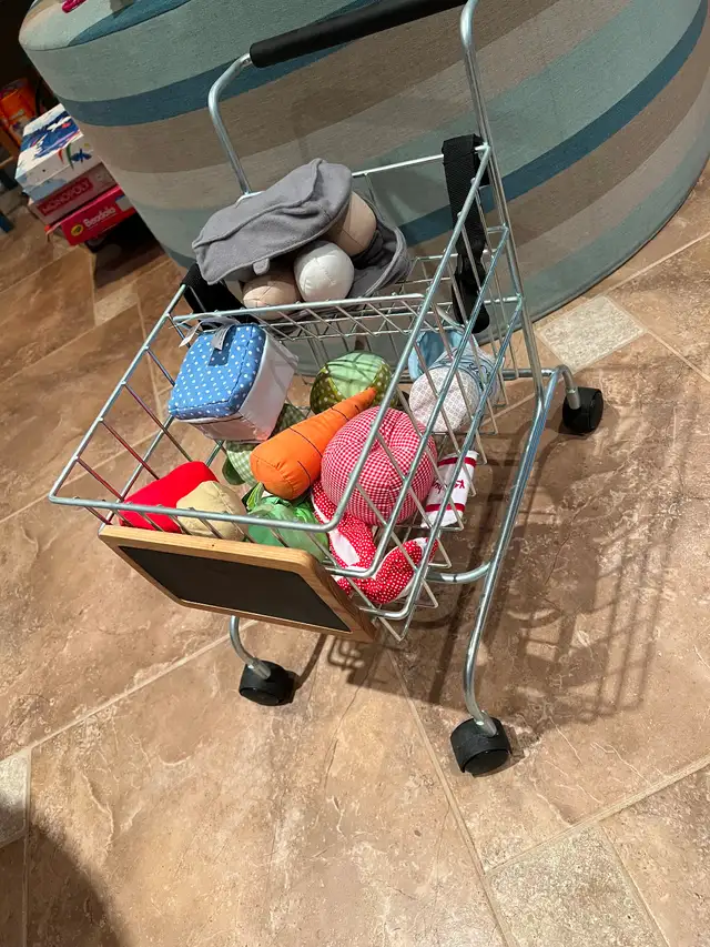 POTTERY BARN SHOPPING CART /BLACKBOARD SHOPPING LIST/GROCERIES