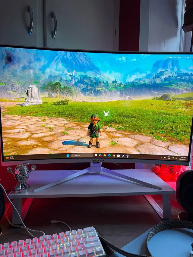 Crua 34 inch Monitor