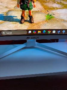 Crua 34 inch Monitor - Photo 2