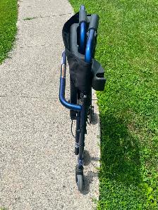 Invacare for wheel walker - Photo 7