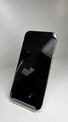 Apple iPhone 16 Pro Max - Photo 4