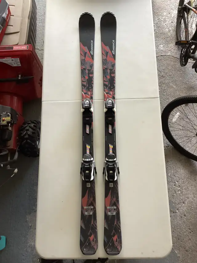 Nordica Team AM Junior Skis – 150 cm with Marker 7.0 Bindings