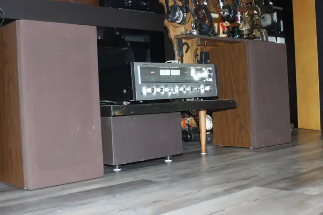 Pioneer SX-650 / Yamaha Stereo System