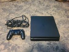 500GB PS4 SLIM!