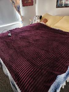 Wine COLORED HEATING BLANKET BOWMANVILLE