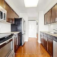 Large 2 bedroom 2 bathroom Condo in Brampton - Photo 3