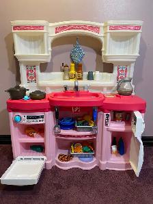 Step 2 Play Kitchen For Sale - Photo 2