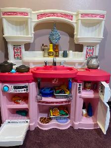 Step 2 Play Kitchen For Sale - Photo 4