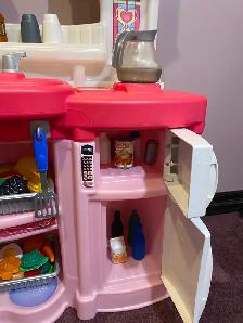 Step 2 Play Kitchen For Sale - Photo 6