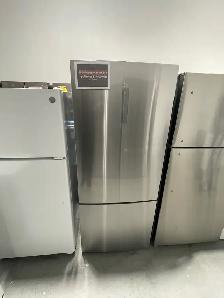 NEW 28" Haier (15 Cu.Ft) Bottom Freezer Counter Depth Fridge