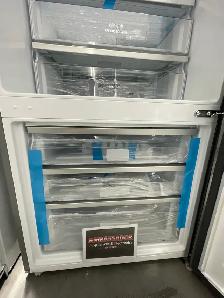 NEW 28" Haier (15 Cu.Ft) Bottom Freezer Counter Depth Fridge - Photo 6