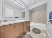 TOWN HOUSE AVAILABLE FOR SALE IN MISSISSAUGA 1900 SQFT 4 BED - Photo 6