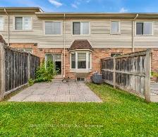 TOWN HOUSE AVAILABLE FOR SALE IN MISSISSAUGA 1900 SQFT 4 BED - Photo 10