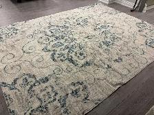 Merit Area Rug 7'10' x 10'6' - EUC - Photo 2