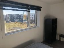 Chambre dans un 5 ½ moderne – TOUT INCLUS  STATIONNEMENT - Photo 4