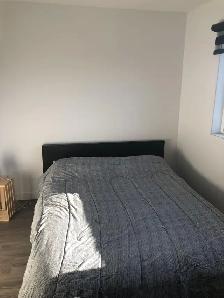 Chambre dans un 5 ½ moderne – TOUT INCLUS  STATIONNEMENT - Photo 7