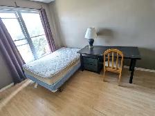 Move in today! Woodroffe/Majestic, 4 min to Algonquin - Photo 5