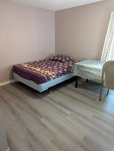Heron Gate Mall, easy to downtown & school. ASAP - Photo 2