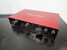 Focusrite Scarlett 8i6 Interface - Photo 2